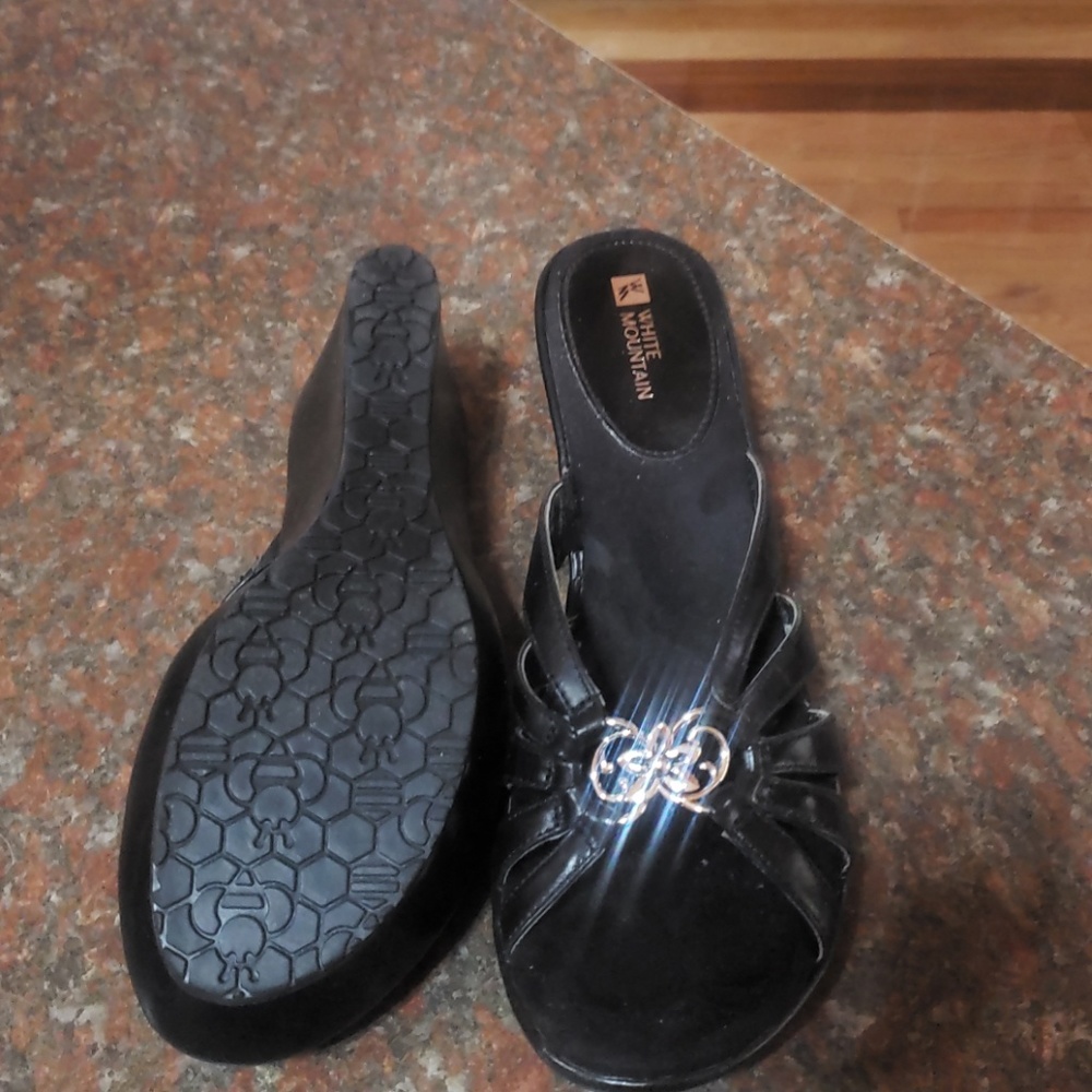 Shoes - Picture 2 of 3